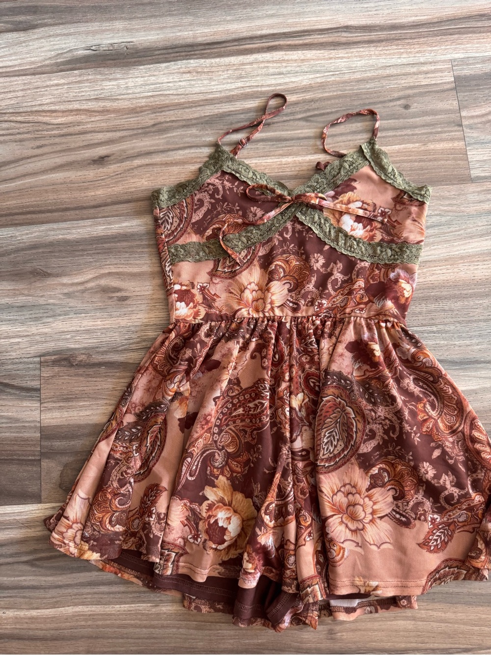 Urban Outfitters. Short Floral Paisley Brown & Peach short dress with Olive Trim